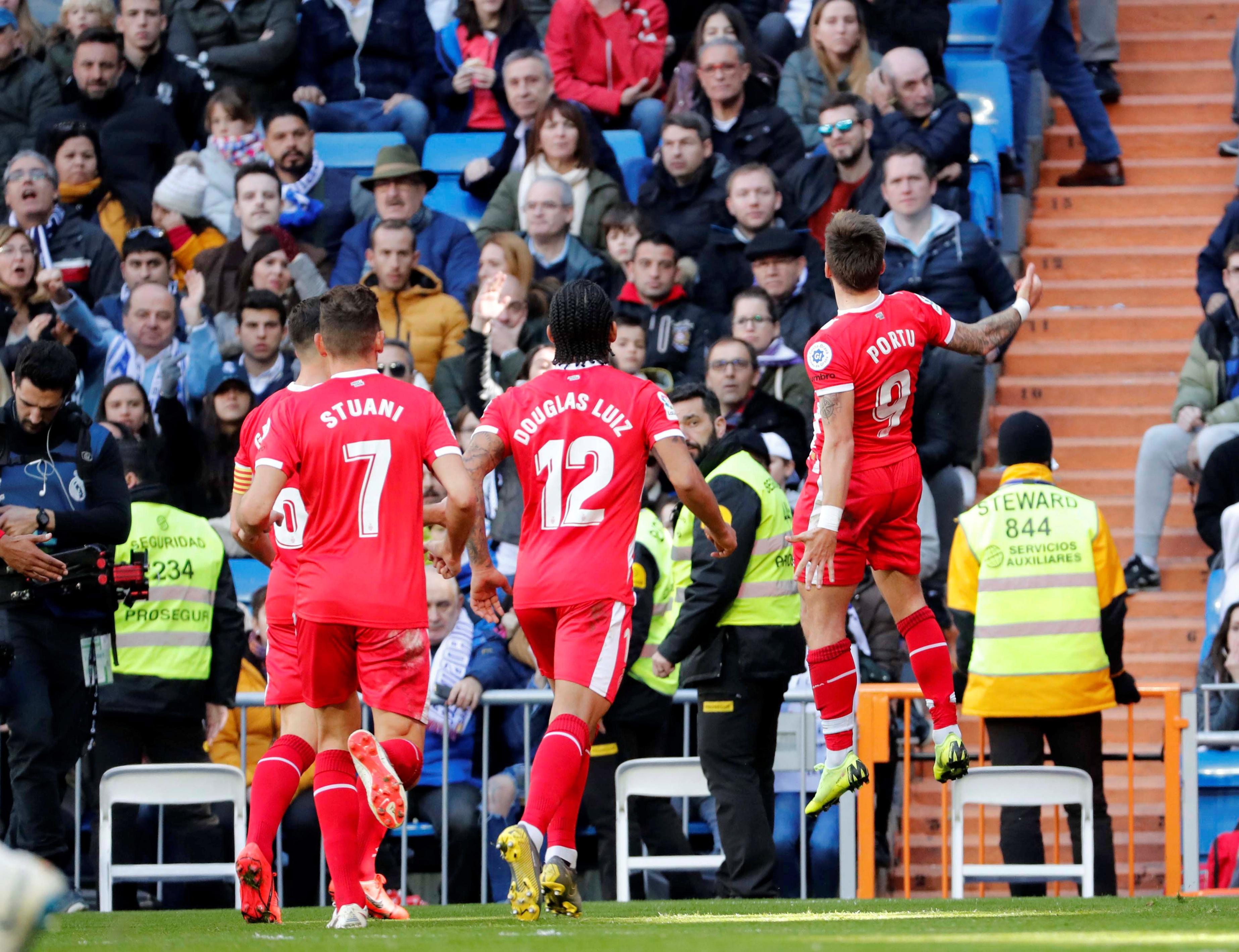 内通过出售 内通过出售